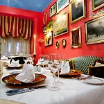 St. Petersbourg - Small Luxury Of The World 5*