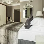 St. Petersbourg - Small Luxury Of The World Hotell