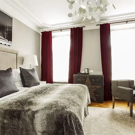 St. Petersbourg - Small Luxury Of The World Otel