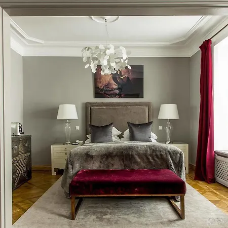 Ξενοδοχείο St. Petersbourg - Small Luxury Of The World 5*