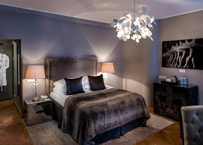 فندق St. Petersbourg - Small Luxury Of The World تالين