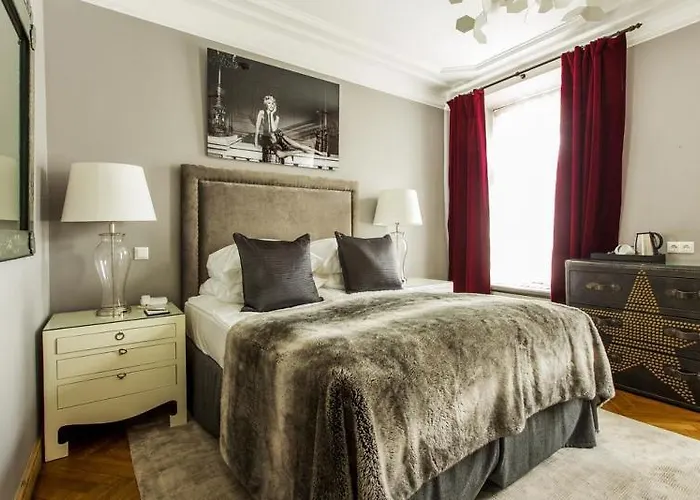 St. Petersbourg - Small Luxury Of The World تالين