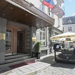 St. Petersbourg - Small Luxury Of The World 5*