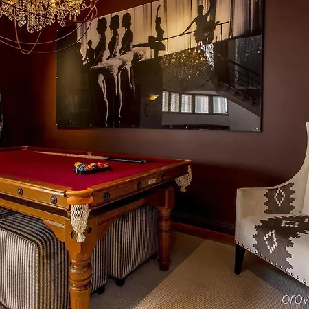 St. Petersbourg - Small Luxury Of The World