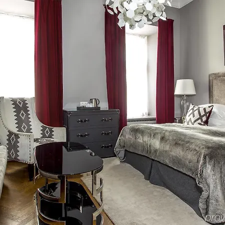 St. Petersbourg - Small Luxury Of The World