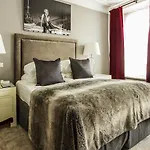 Otel St. Petersbourg - Small Luxury Of The World
