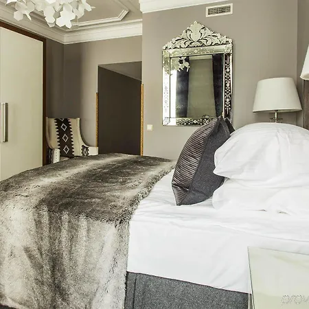 St. Petersbourg - Small Luxury Of The World Hotel