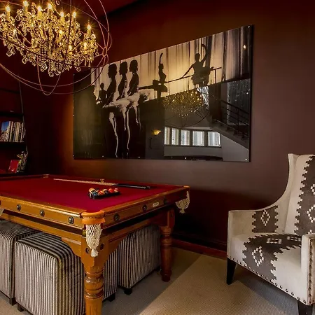 St. Petersbourg - Small Luxury Of The World