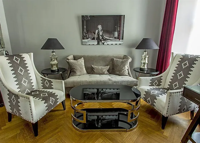 Szálloda St. Petersbourg - Small Luxury Of The World