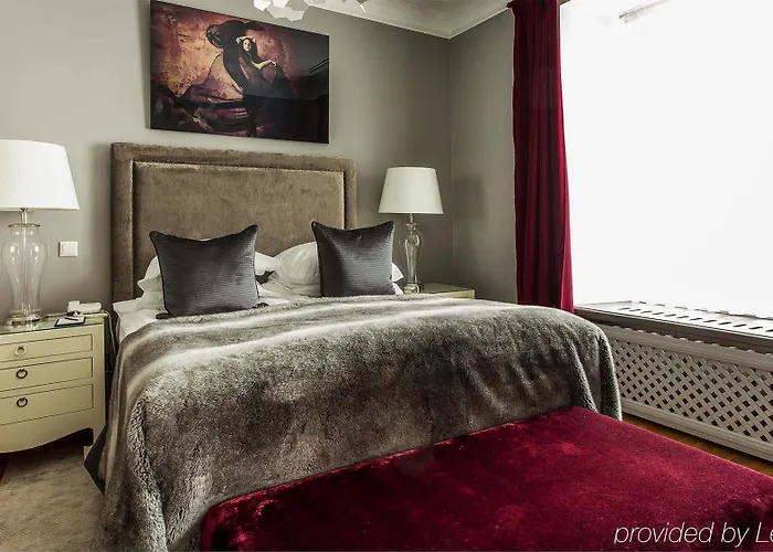 St. Petersbourg - Small Luxury Of The World