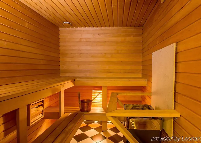 St. Petersbourg - Small Luxury Of The World